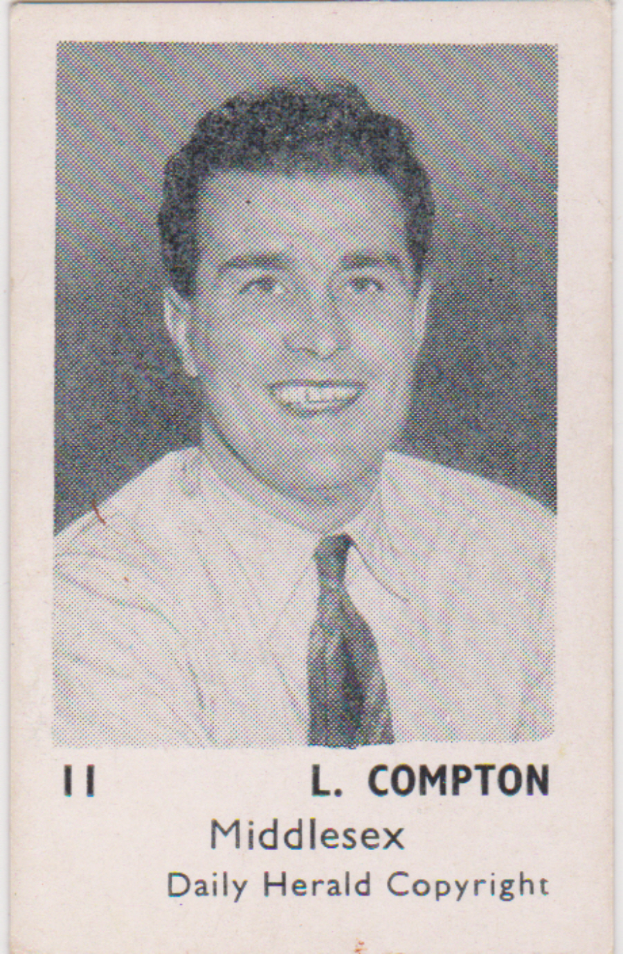 Daily Herald Cricketers No11 L Compton - Click Image to Close