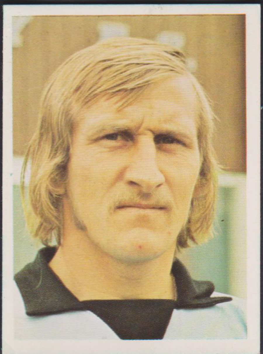 Top Sellers / Panini FOOTBALL'75 Coventry City No 82 Tommy Hutchison