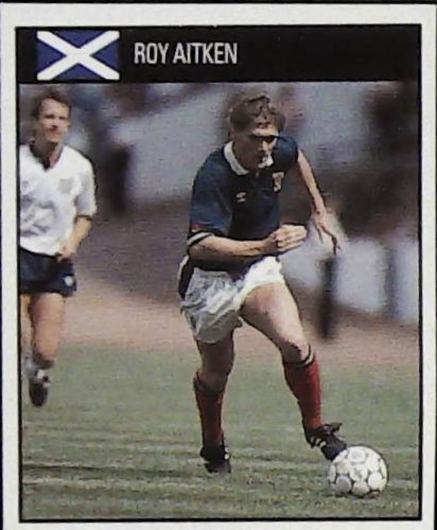 Orbis Italia 90 Football Stickers Blue Back No 112 ROY ATKIN