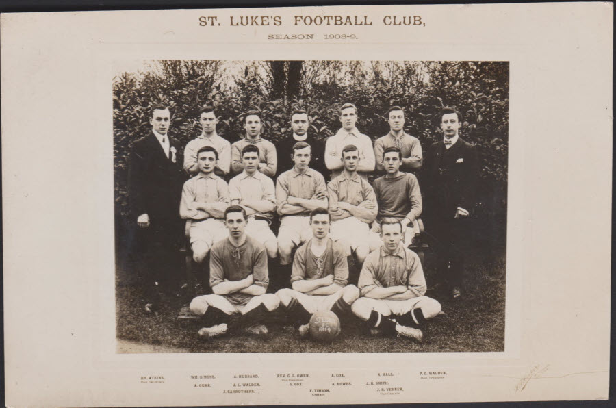 Postcard - St Luke's Football Club Leicester - Real Photo 1908-09 - Click Image to Close