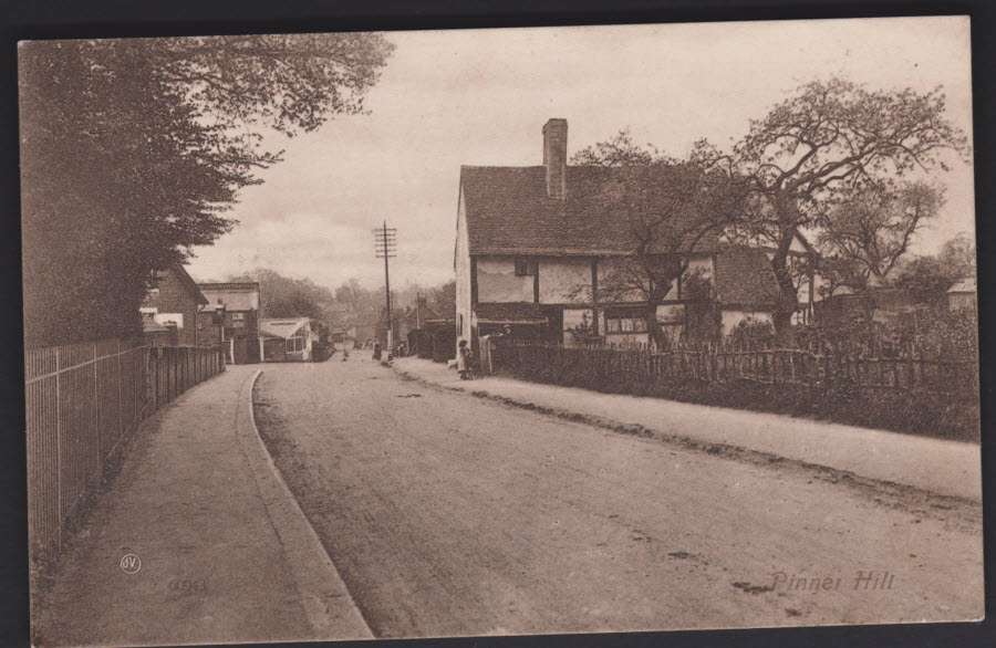 Postcard - Pinner Hill, Middlesex - 1910