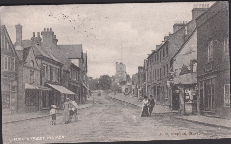 Postcard - High Street, Pinner, Middlesex - 1904