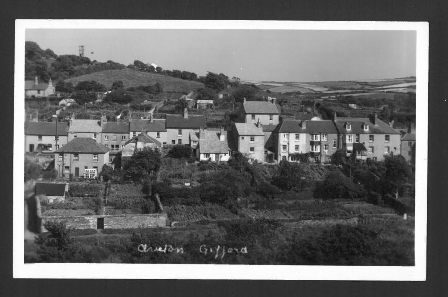 Postcard Devon - Aveton Gifford Real Photo - Click Image to Close