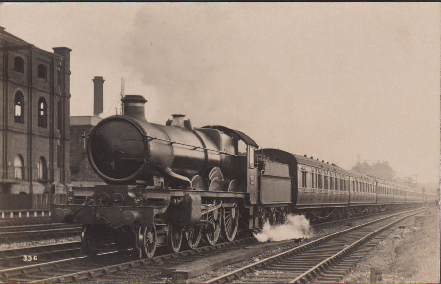 Postcard - Railways - Down Plymouth Express Dunster Castle at Kensal