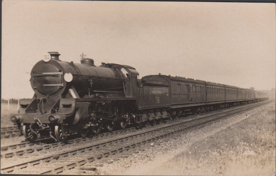 Postcard - Railways- Down Bournemouth Express at Barton Mill