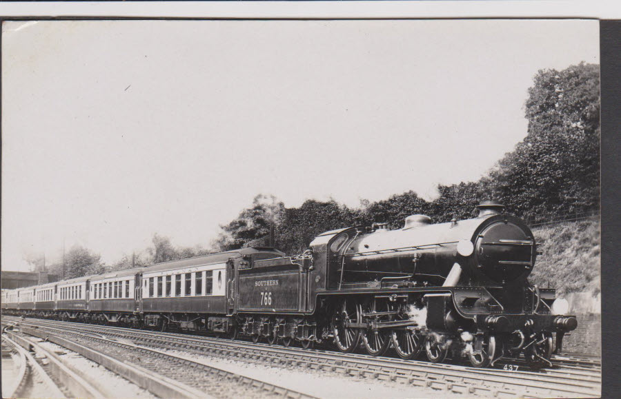 Postcard - Railways- Down Continental Express At Bickley