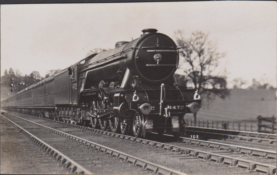 Postcard - Railways - Flying Scotsman at Hadley Wood
