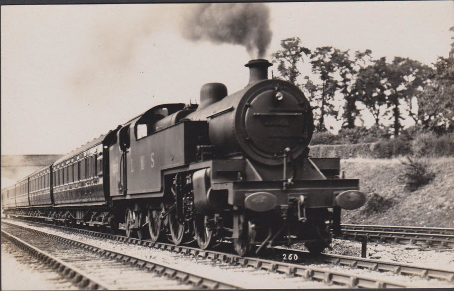 Postcard - Railways - St.Albans to St. Pancras at Mill Hill - Click Image to Close