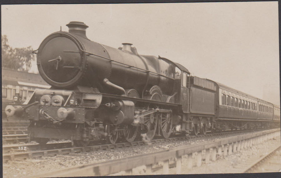 Postcard - Railways - Down Plymouth Express King George 1 at West London Junction