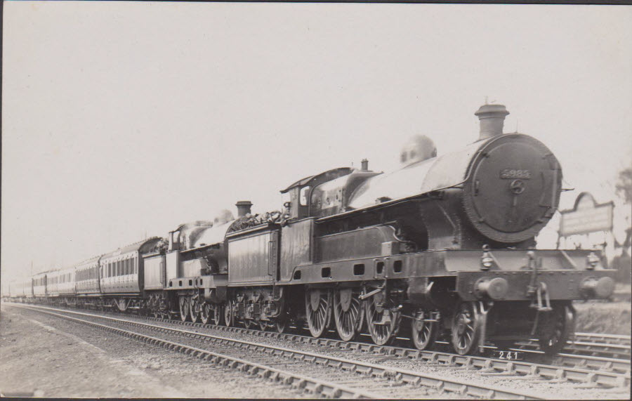 Postcard - Railways - Up Mancunian at Kenton - Click Image to Close