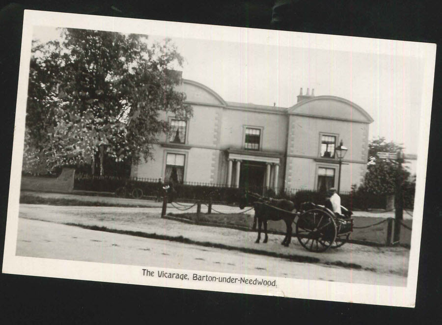 Postcard Staffordshirte Real Photo The Vicarage,Barton-under-Needwood 1909