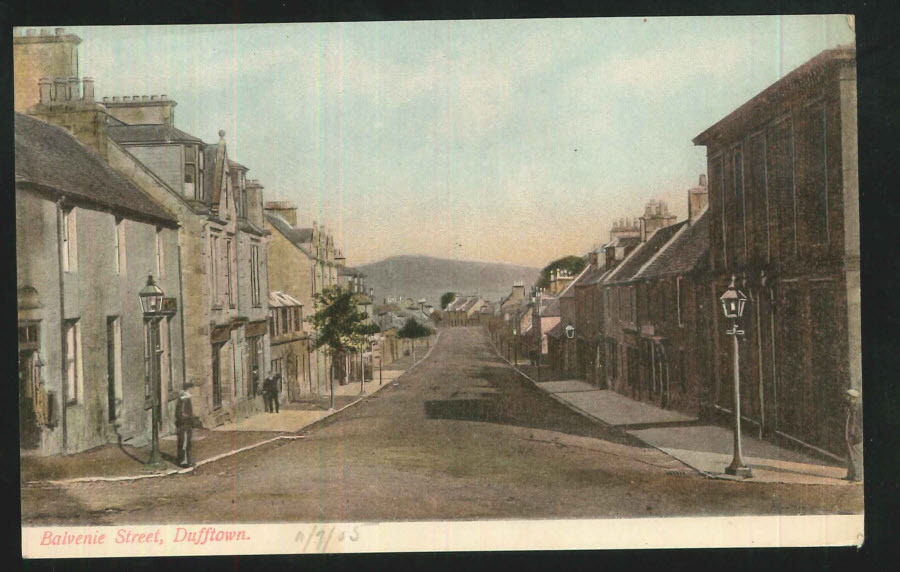 Postcard Scotland Dufftown Bakvenie Street
