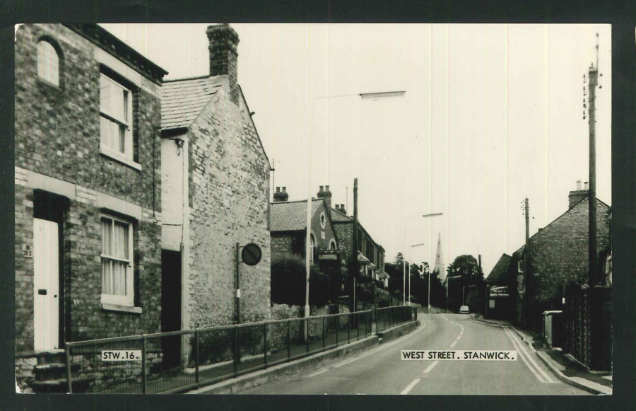 Postcard R P Northamptonshire West Street,Stanwick - Click Image to Close