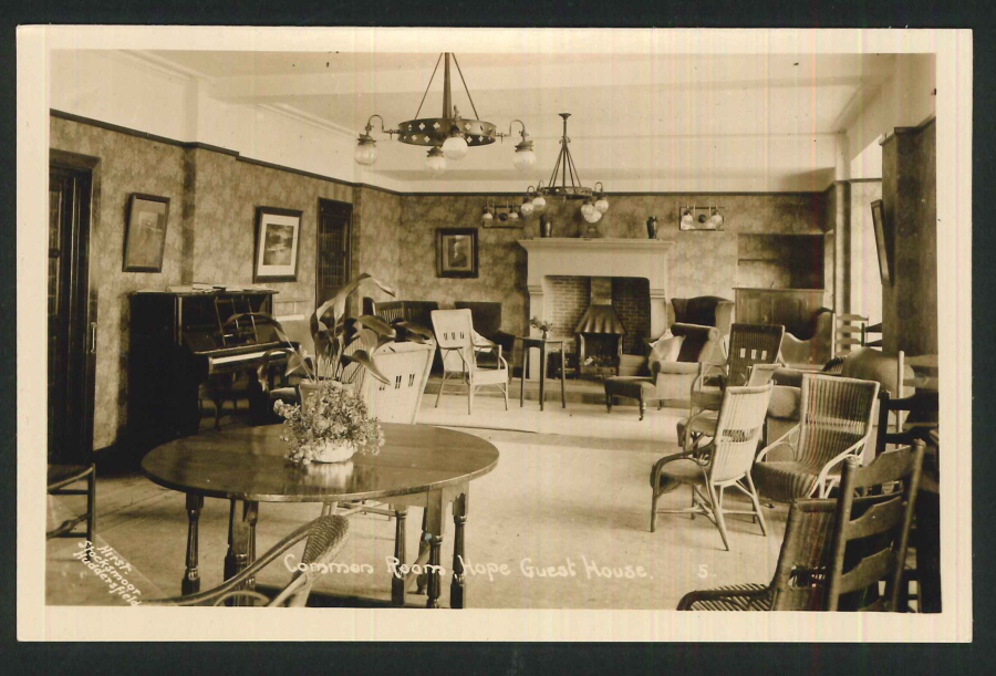 Postcard Common Room C.H.A Guest House Hope Derbyshire - Click Image to Close