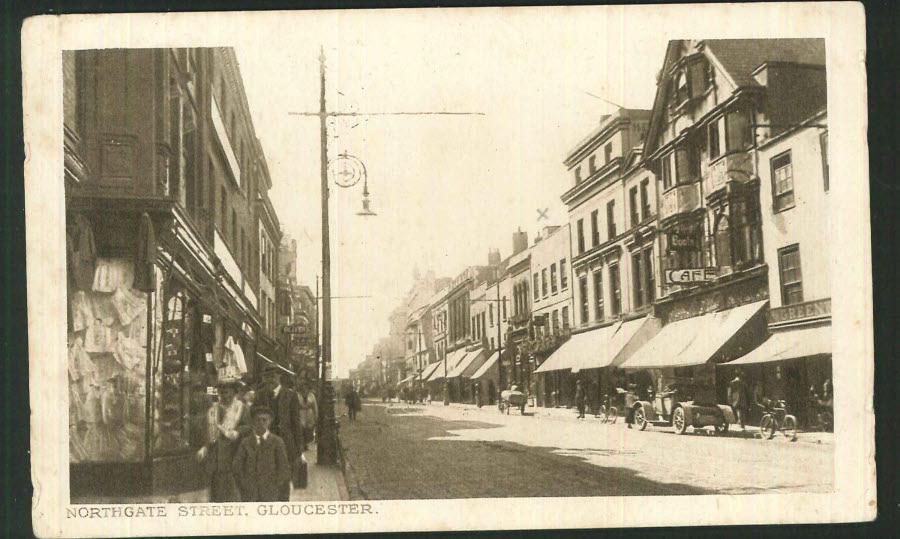 Postcard Gloucestershire - Northgate Street 1918