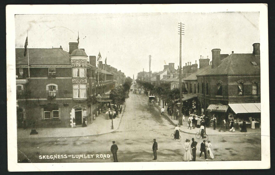 Postcard Lumley Road Skegness 1913 - Click Image to Close