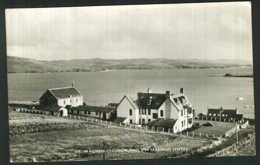 Postcard Scotland - St Magnus Church & Hotel, Shetland 1956