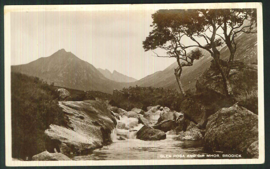 Postcard Scotland - Glen Rosa & Cir Mhor, Brodick Arran 1943