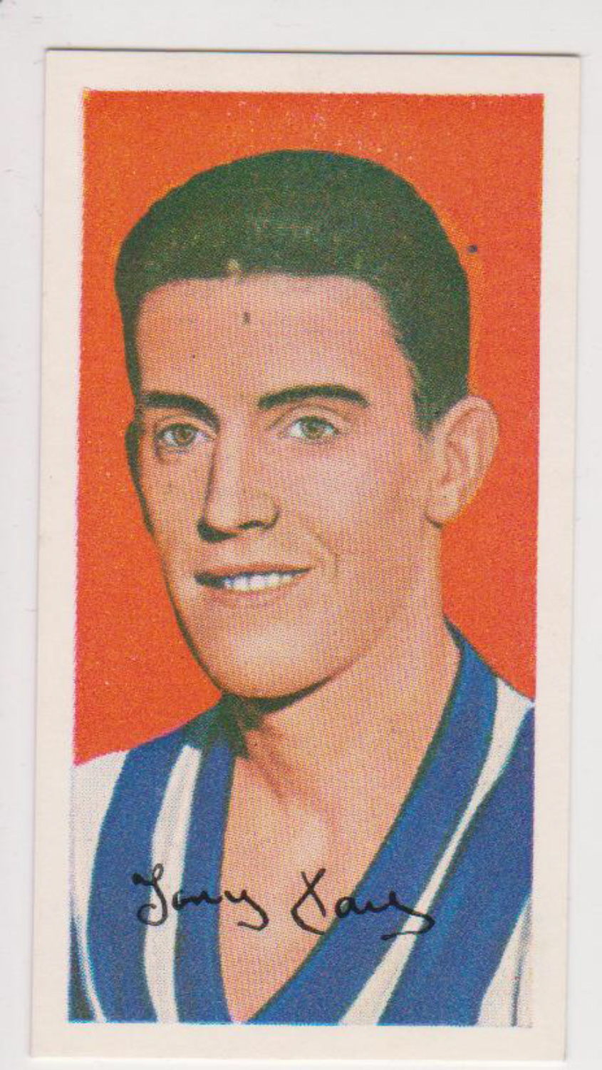 Barratt Famous Footballers A10 No 4 Tony Kay Sheffield Wednesday
