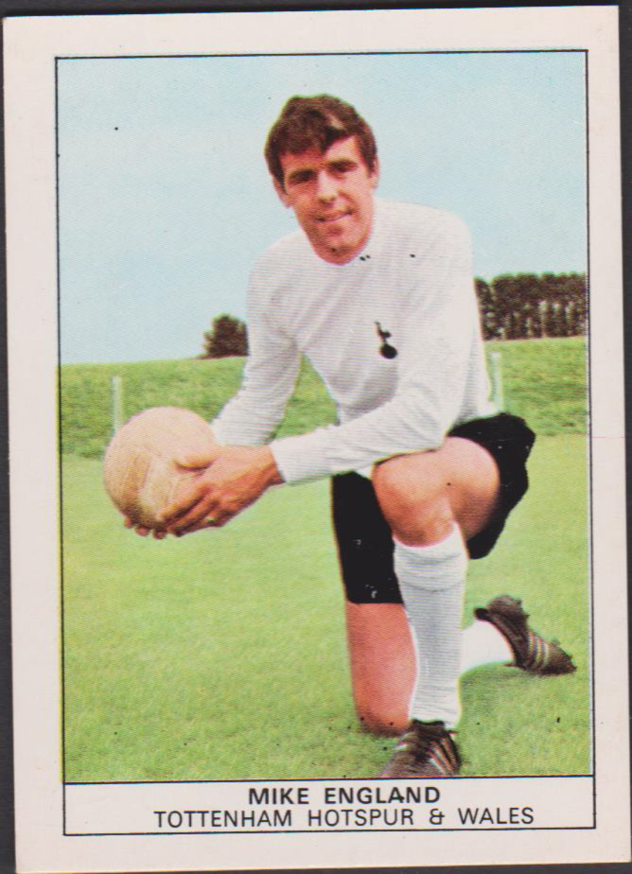 Nabisco Footballers 1970 L from set of 24 No 22 Mike England