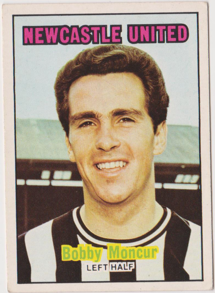 A & B C Footballers 1970 1st Series ( 1 - 85 ) Orange Back No 81 Bobby Moncur Newcastle United