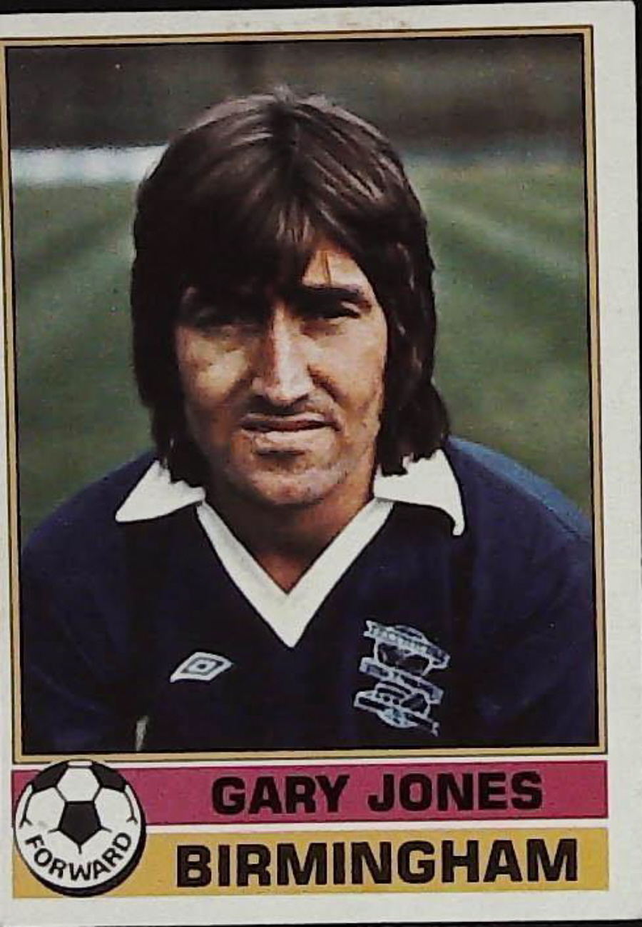 Topps UK Footballers Red Back 1977 Birmingham City No 323 Gary Jones - Click Image to Close