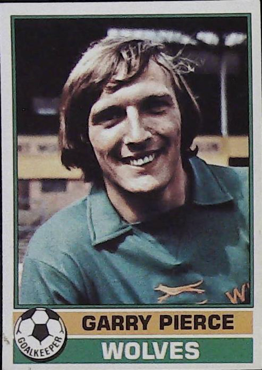 Topps UK Footballers Red Back 1977 Wolverhampton No 281 Gary Pierce