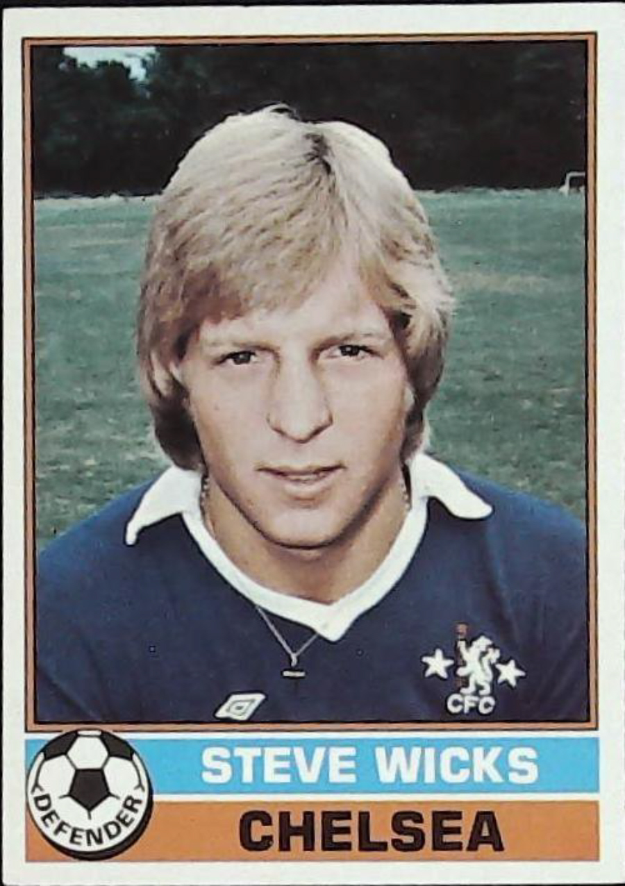 Topps UK Footballers Red Back 1977 CHELSEA No 157 STEVE WICKS - Click Image to Close