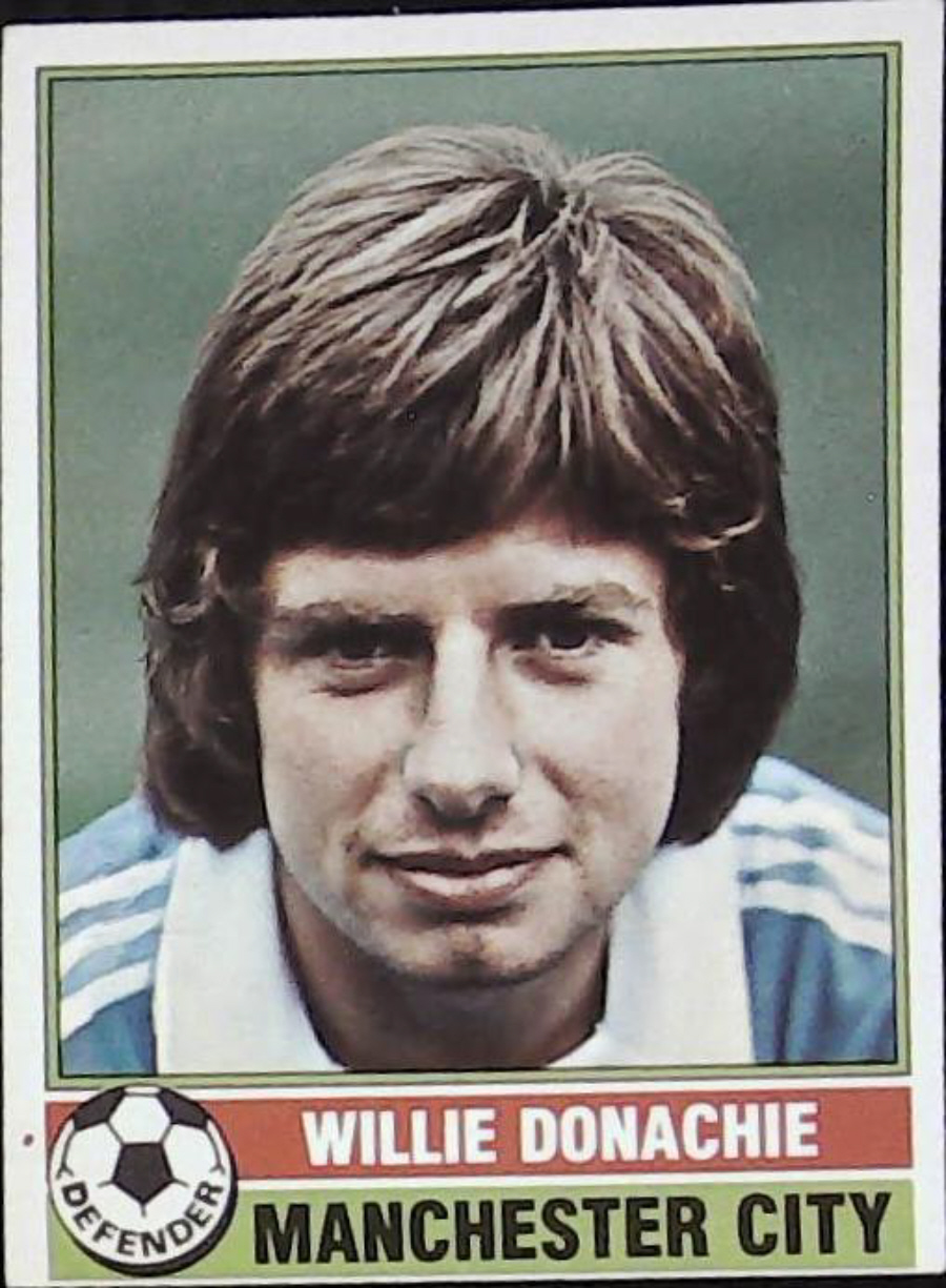 Topps UK Footballers Red Back 1977 MANCHESTER CITY No 205 WILLIE DONACHIE